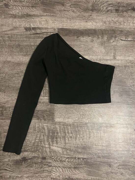 Princess Polly Tops - Princess Polly Black Ribbed One Shoulder Long Sleeve Crop Top Size US 6